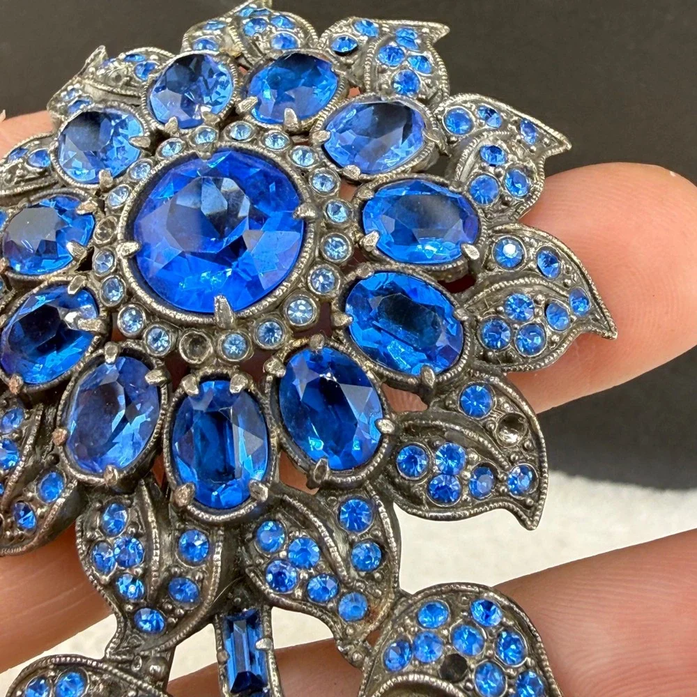 Vintage Pot Metal Brooch Blue Rhinestone Sunflower Brooch Floral  Large